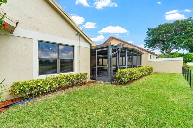 $285,000 | 6932 Bitterbush Place, Boynton Beach, FL 33472
