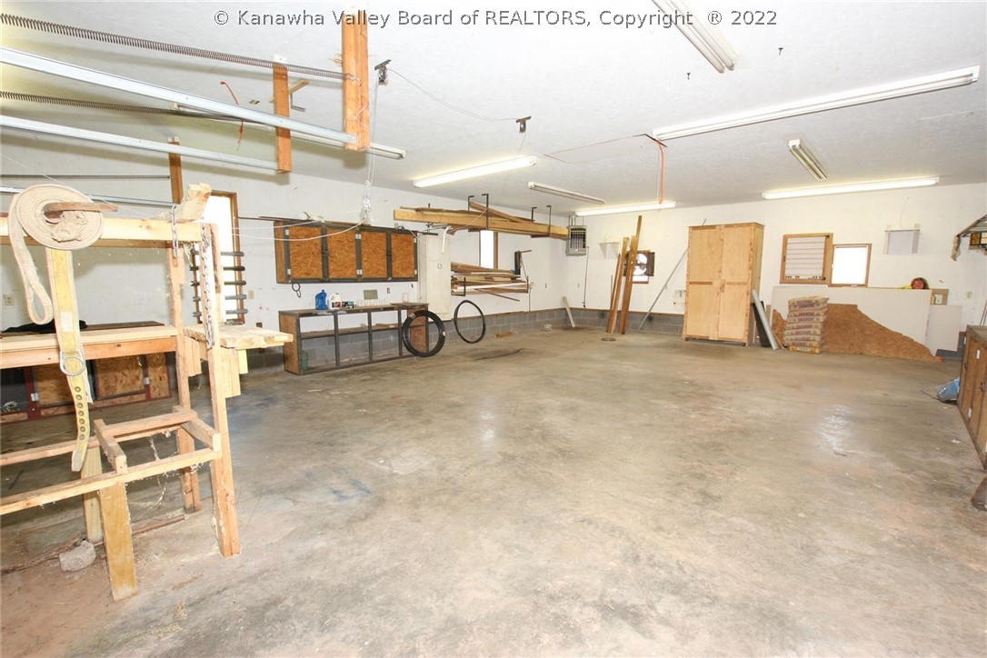 121 Robin Road Nitro, WV 25143 - Photo 40 of 50 Gallery Image 40