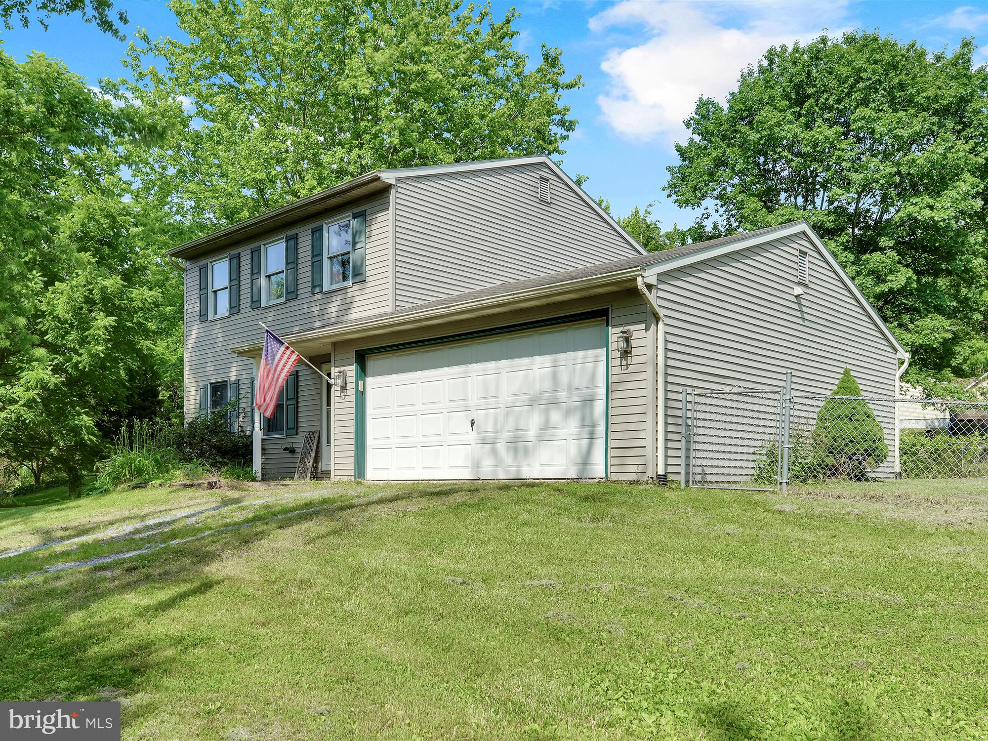 289 Governor Stable Road Bainbridge, PA 17502 - Photo 3 of 32 Gallery Image 3