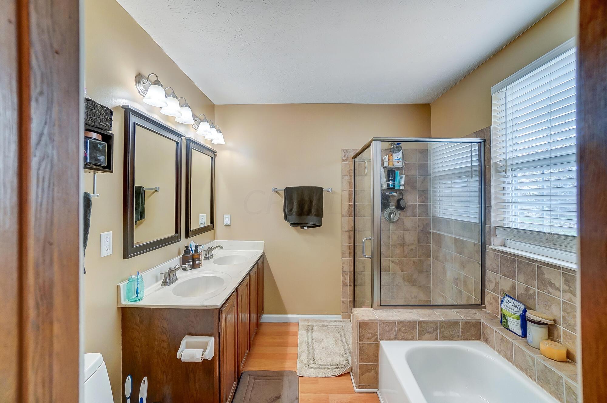 776 Prairie Road Galloway, OH 43119 - Photo 32 of 55 Owner's Bath