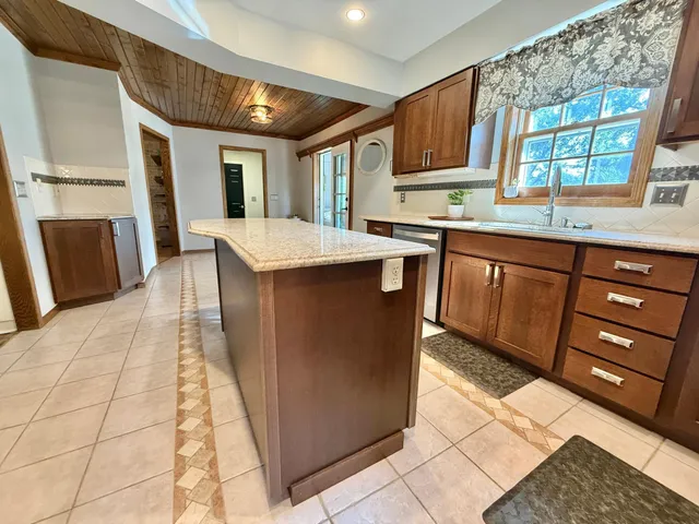 $497,500 | 131 Fern Road, Thief River Falls, MN 56701