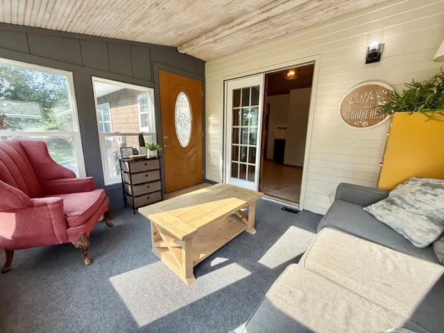 $497,500 | 131 Fern Road, Thief River Falls, MN 56701