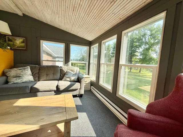 $497,500 | 131 Fern Road, Thief River Falls, MN 56701