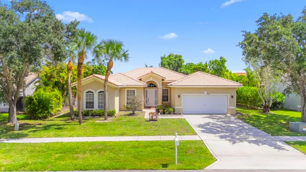 $599,900 | 10555 Paso Fino Drive, Wellington, FL 33449