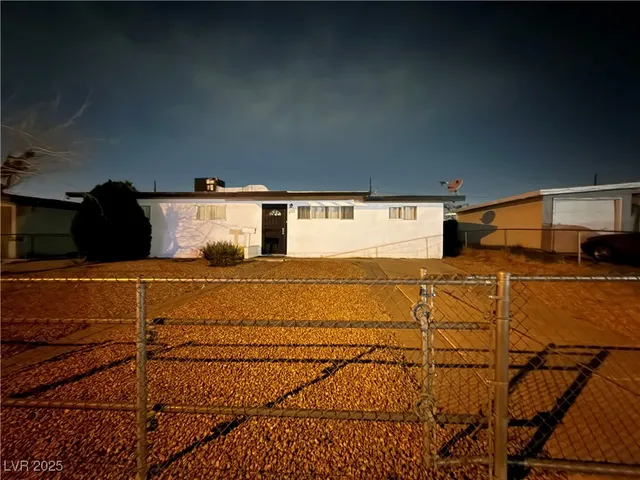 $1,649 | 2721 North Webster Street, North Las Vegas, NV 89030