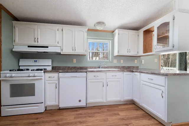 $119,900 | 11 Korda Drive, Duluth, MN 55808