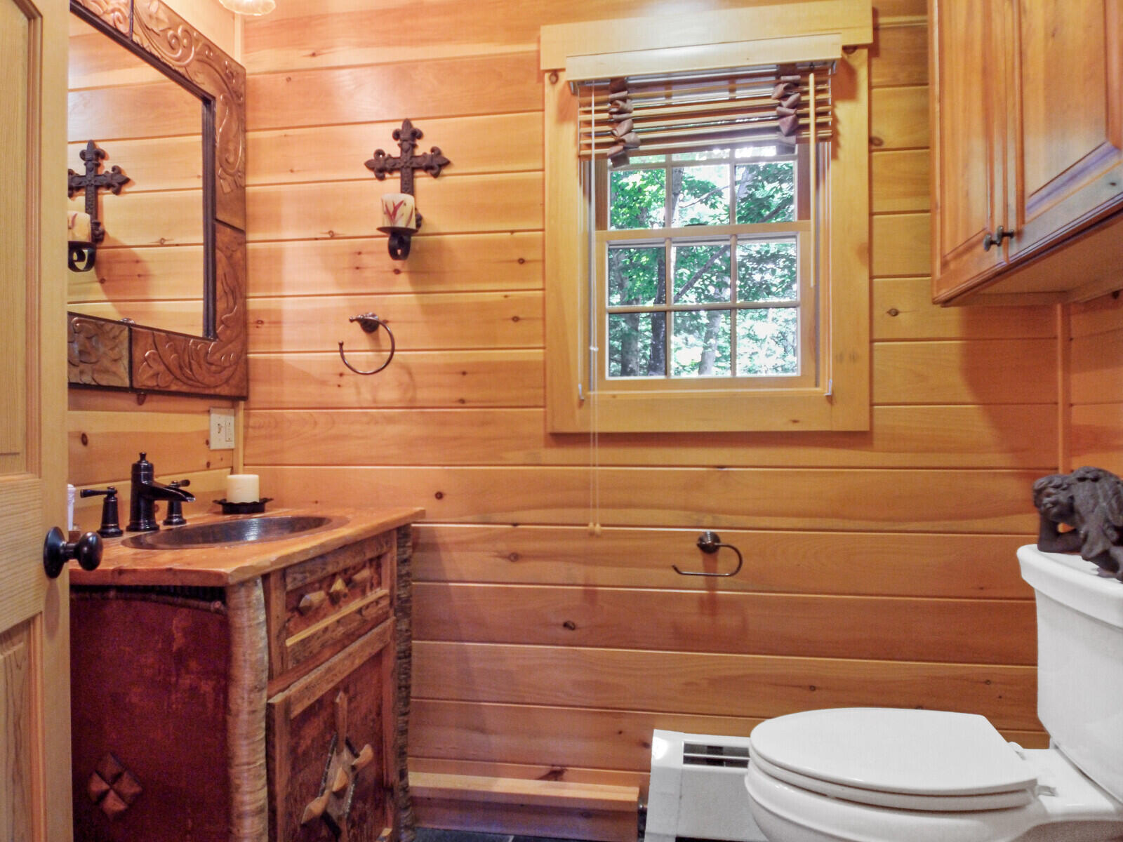 159 Peninsula Drive Rome, ME 04963 - Photo 49 of 138 1/2 Bath off Kitchen