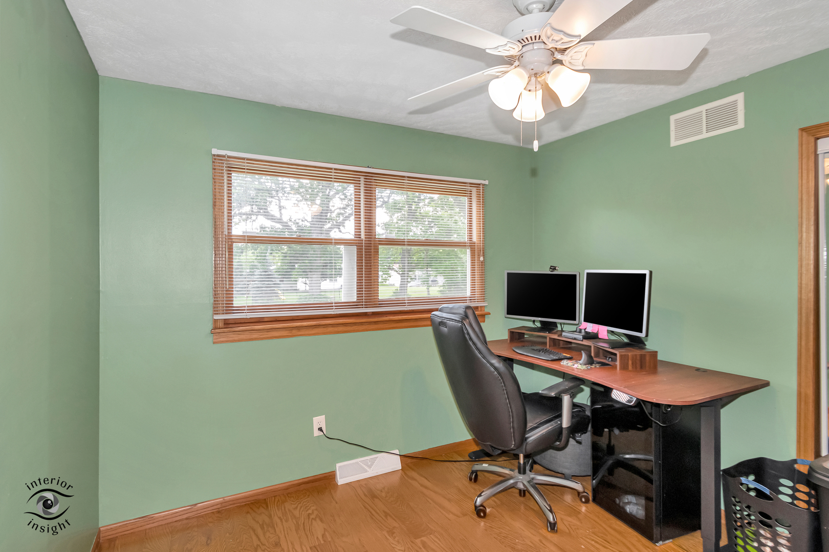 24158 Marble Road Channahon, IL 60410 - Photo 22 of 26 a workspace with furniture and a window