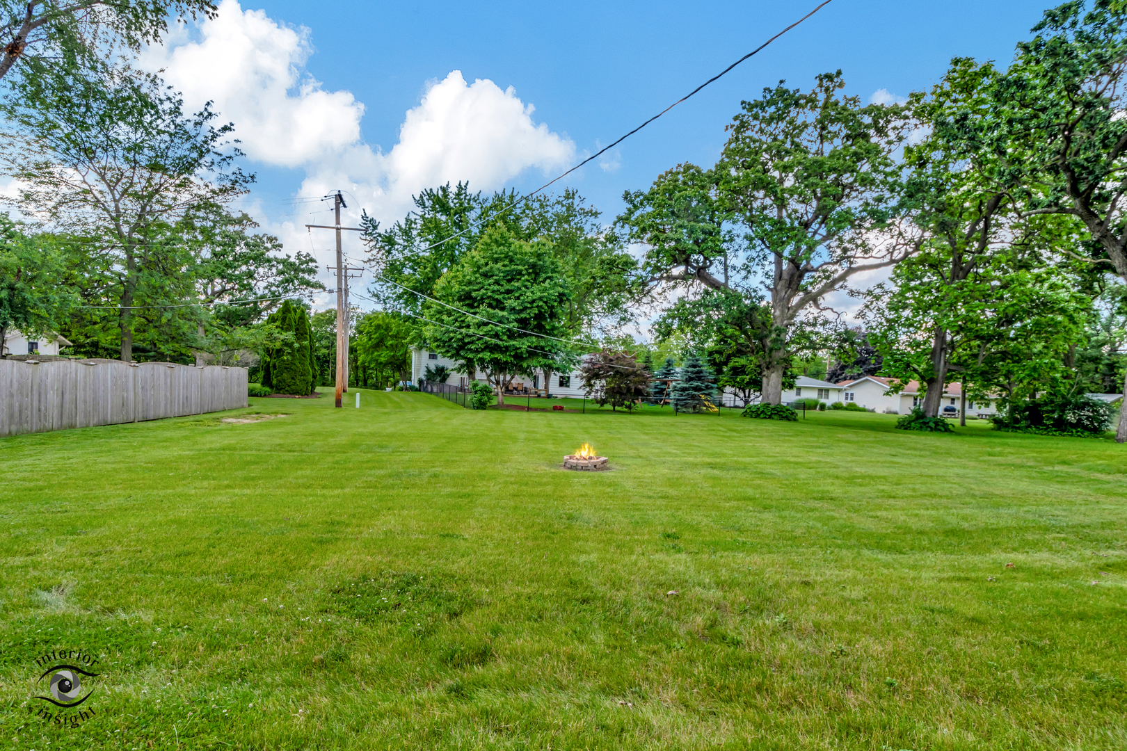 24158 Marble Road Channahon, IL 60410 - Photo 25 of 26 a view of a garden with a tree