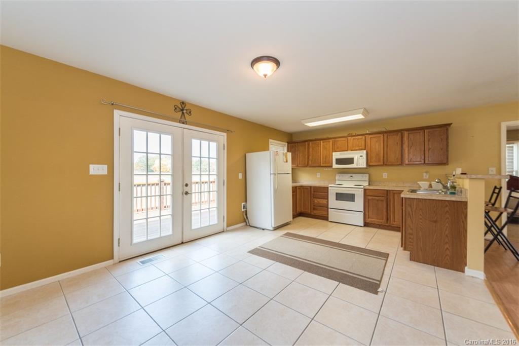 1946 Greenleaf Road Clover, SC 29710 - Photo 20 of 24