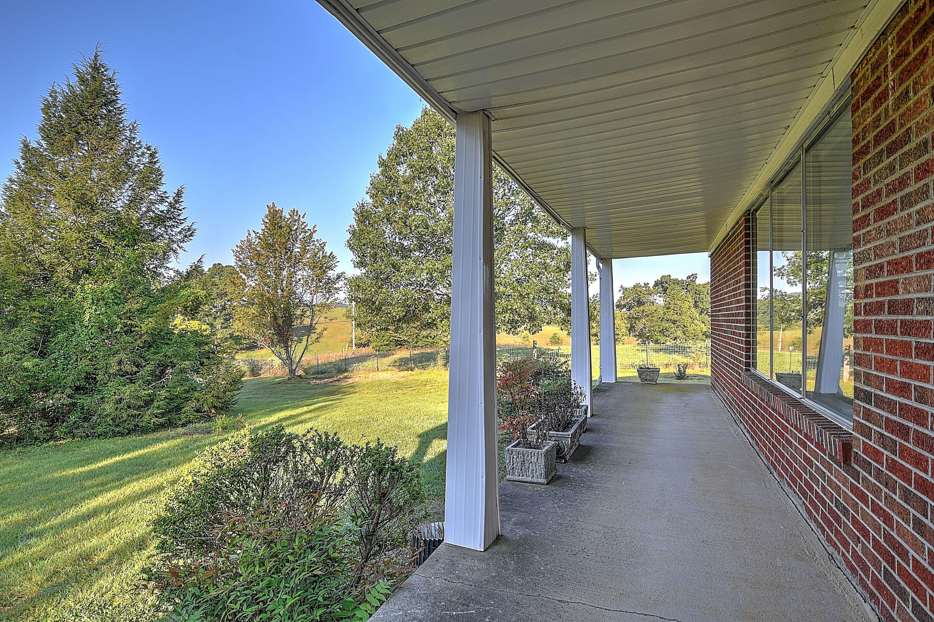 4535 St James Road Greeneville, TN 37743 - Photo 2 of 29 2