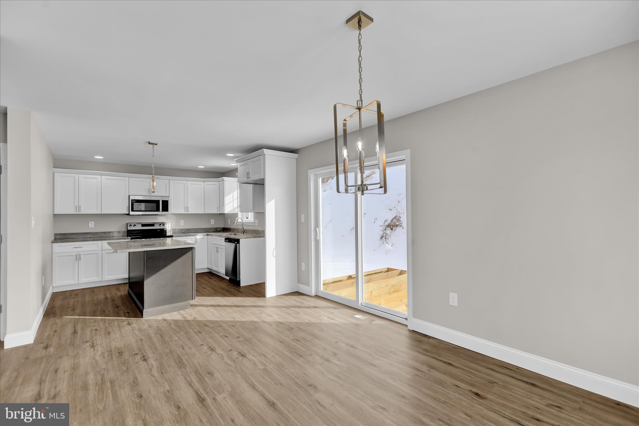 40 Rosalie's Way Temple, PA 19560 - Photo 12 of 37 360_2932