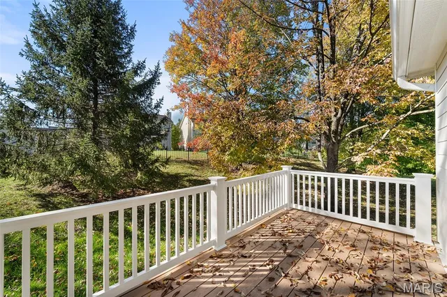 $435,000 | 16866 Chesterfield Bluffs Circle, Chesterfield, MO 63005