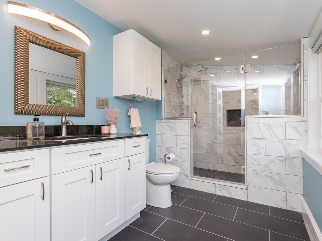 52 F Street Hull, MA 02045 - Photo 16 of 25