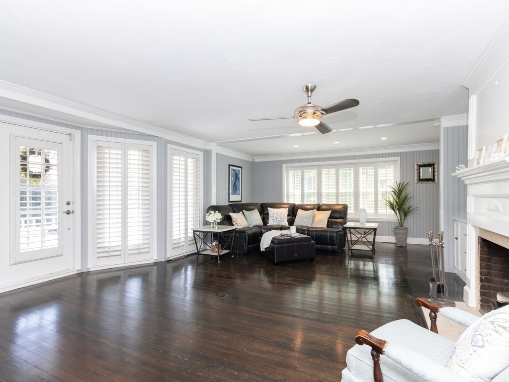 52 F Street Hull, MA 02045 - Photo 6 of 25