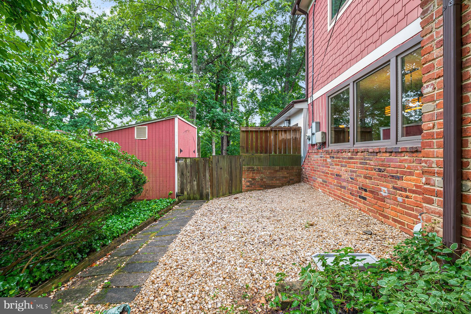 6202 West Halbert Road Bethesda, MD 20817 - Photo 39 of 46