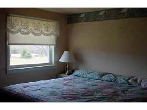 24 High Street Stratham, NH 03885 - Photo 4 of 5 Gallery Image 4