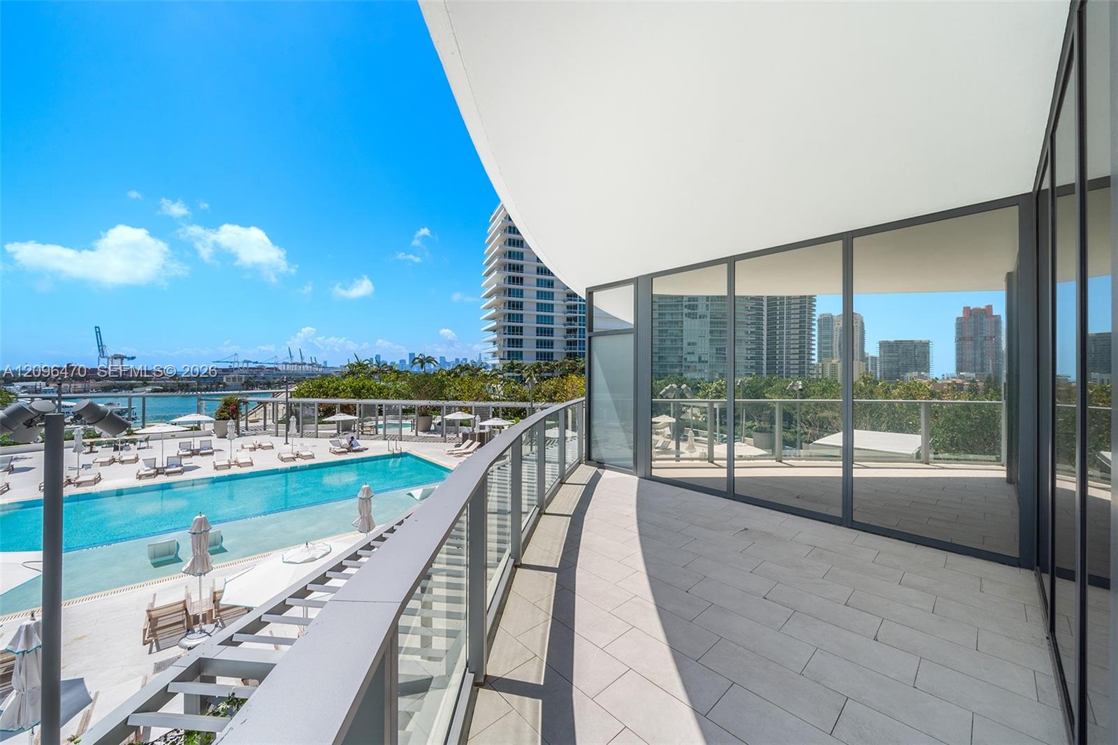 500 Alton Road, Unit 1001 Miami Beach, FL 33139 - Photo 9 of 46 Gallery Image 9