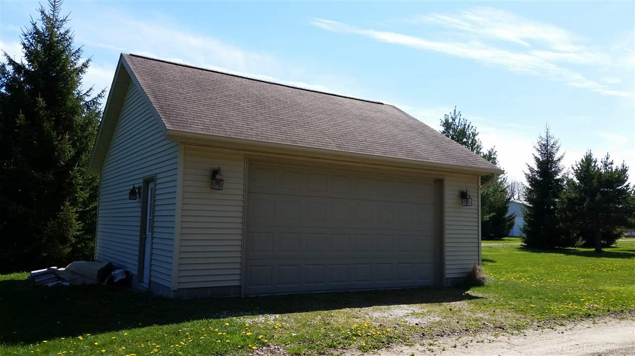 6137 Lakeshore Road Lexington, MI 48450 - Photo 49 of 53 Detached garage