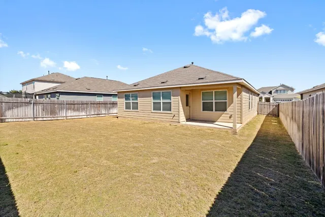 $275,000 | 110 Madrid, Kyle, TX 78640