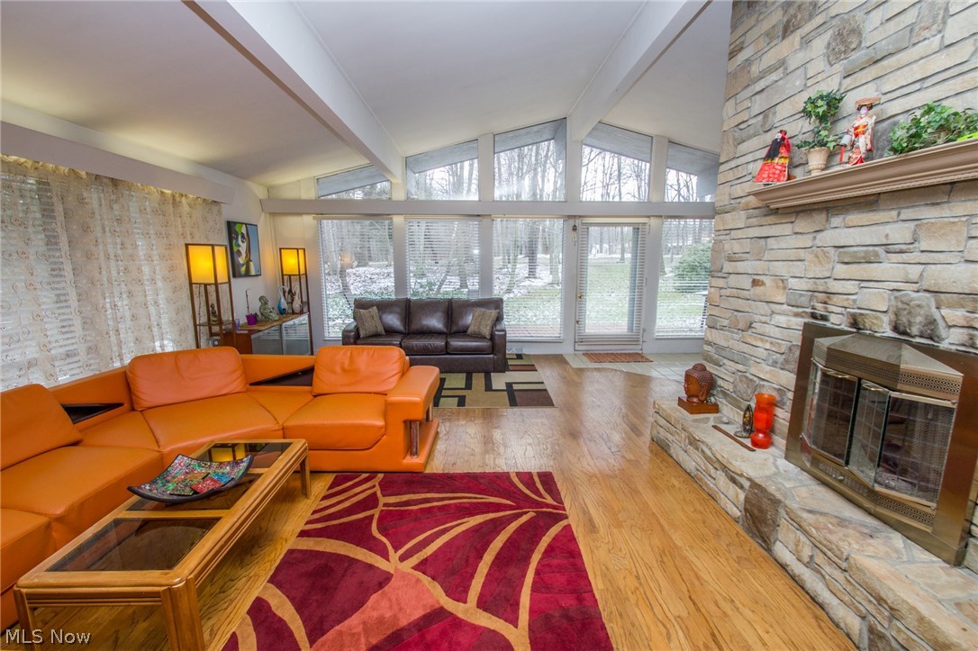 29150 South Woodland Road Pepper Pike, OH 44124 - Photo 3 of 28