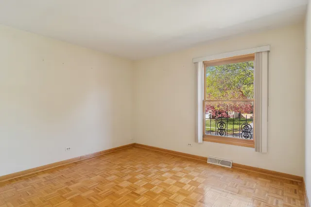 an empty room with window