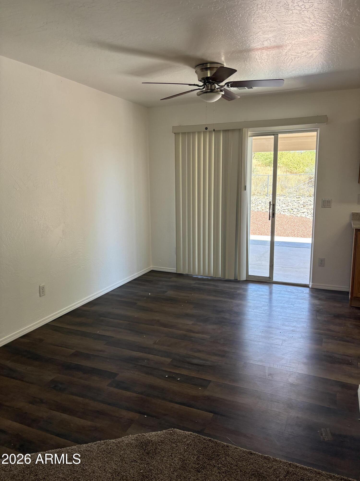 4690 Monument Way Rimrock, AZ 86335 - Photo 3 of 15