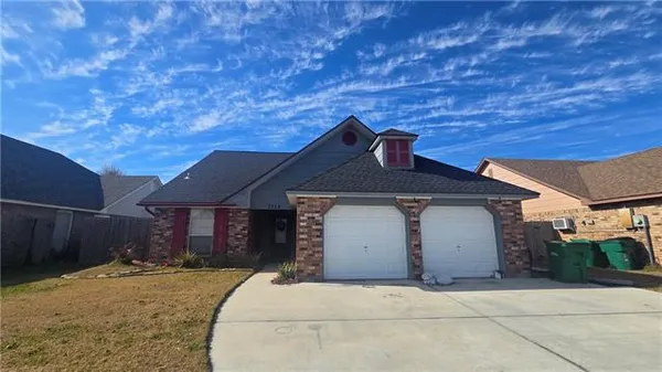 $1,900 | 2113 Golfview Drive, Laplace, LA 70068