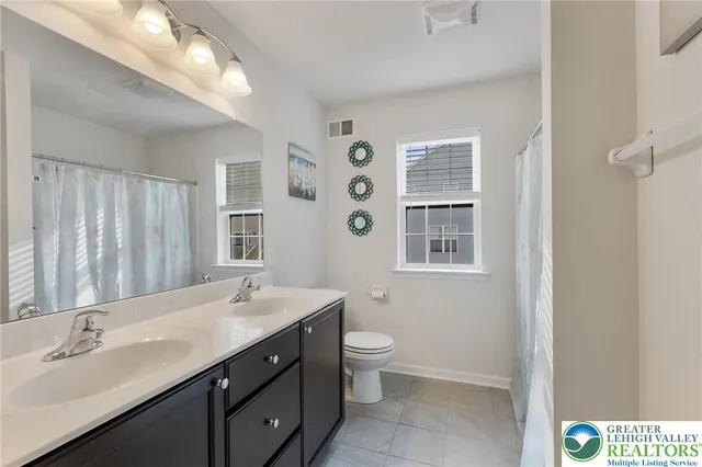 $540,000 | 314 Kingsbarns Lane, Northampton, PA 18067