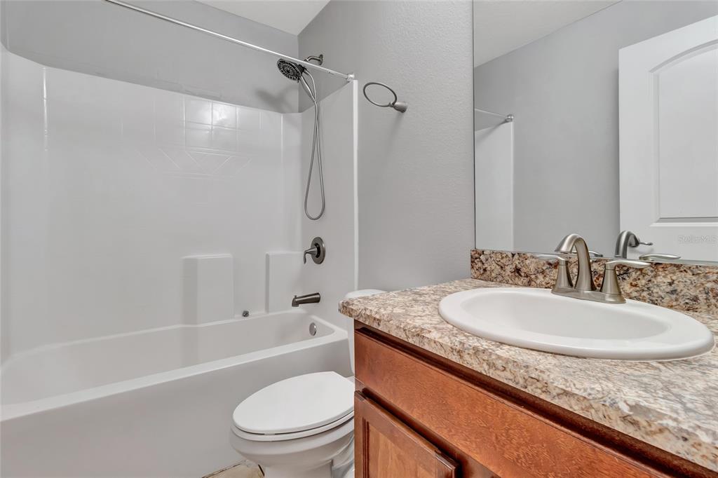 2301 Angel Fish Loop Leesburg, FL 34748 - Photo 24 of 33 Gallery Image 24