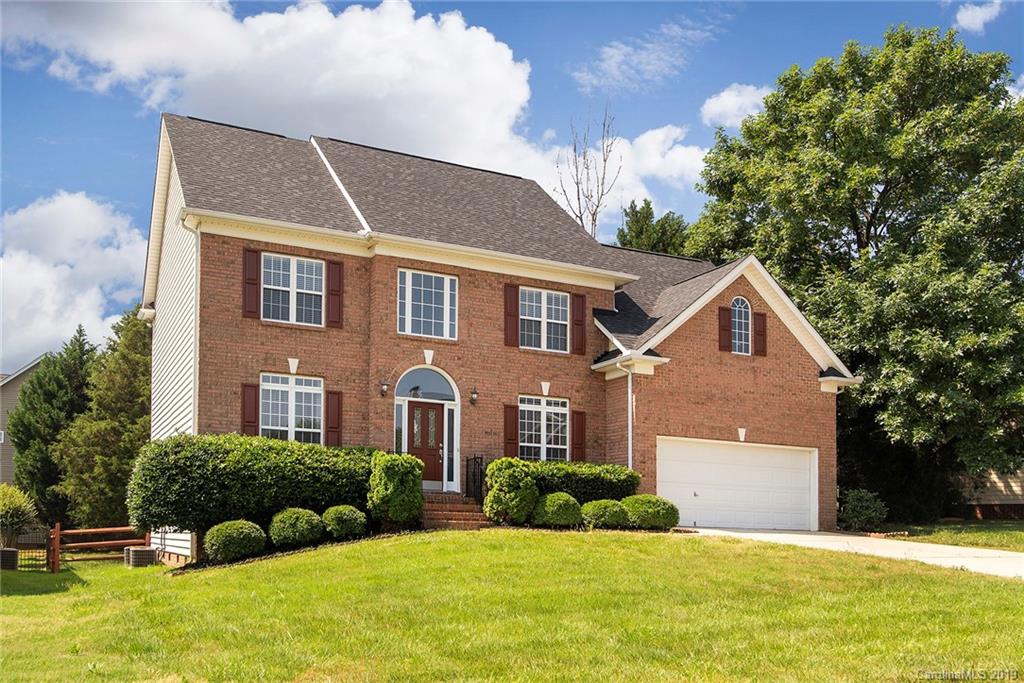 2025 Copperplate Road Charlotte, NC 28262 - Photo 1 of 23 Gallery Image 1