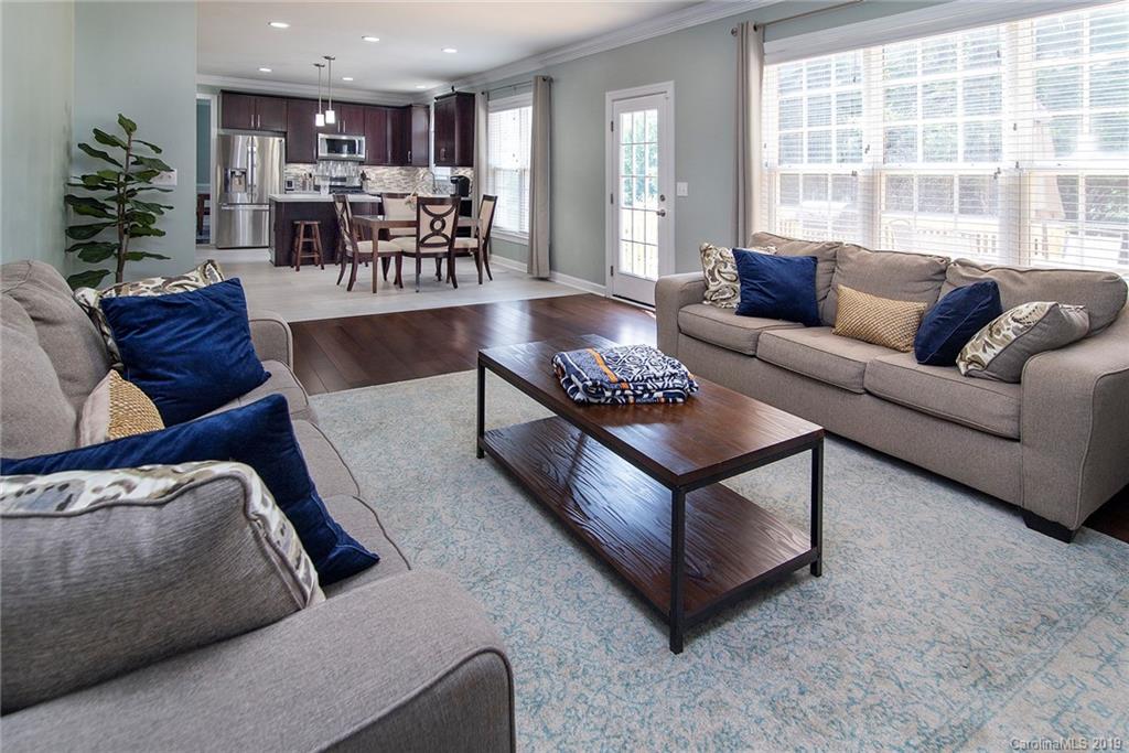 2025 Copperplate Road Charlotte, NC 28262 - Photo 5 of 23 Gallery Image 5