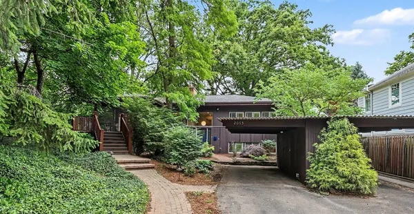 $925,000 | 2065 Day Street, Ann Arbor, MI 48104