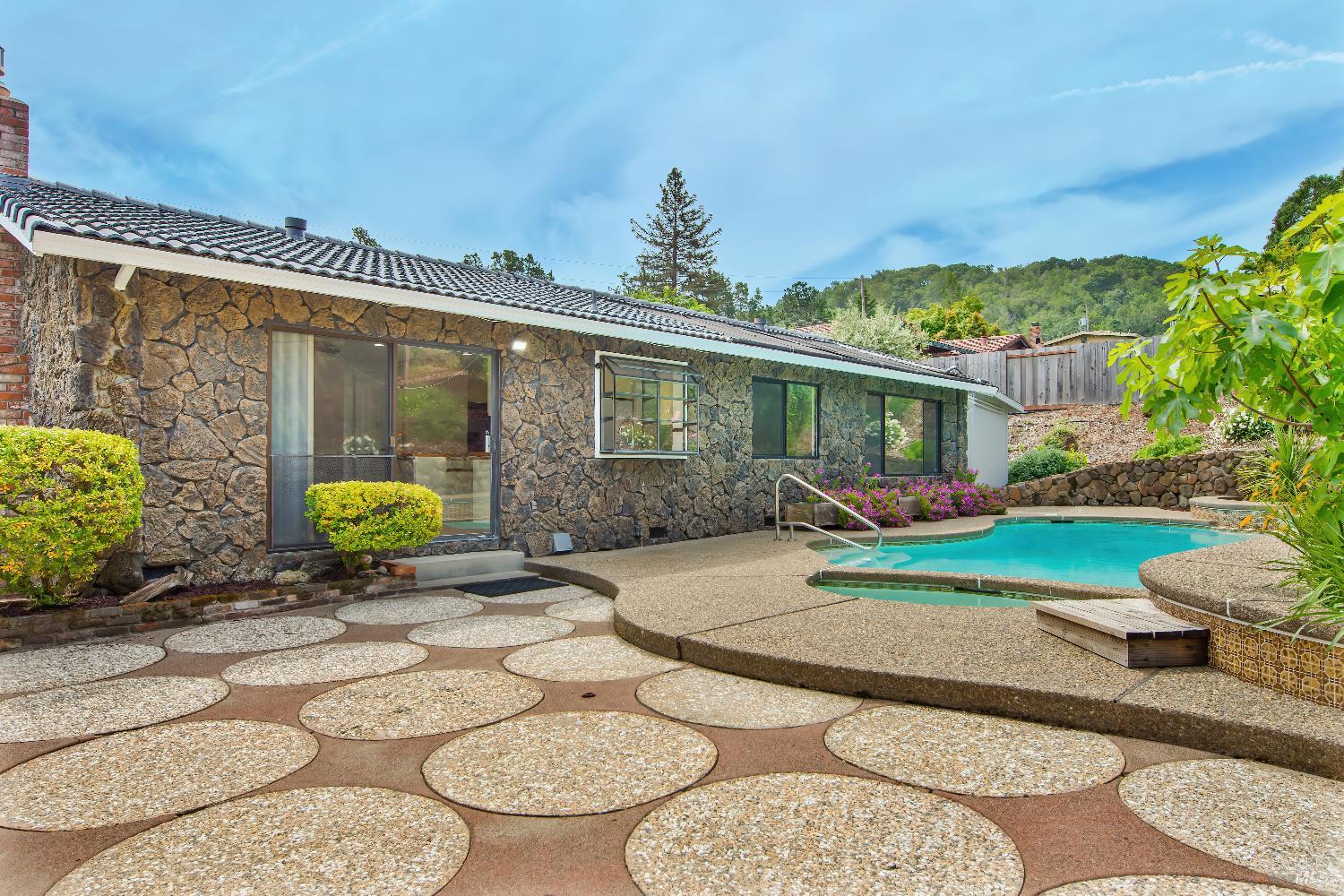 854 Butternut Drive San Rafael, CA 94903 - Photo 33 of 38