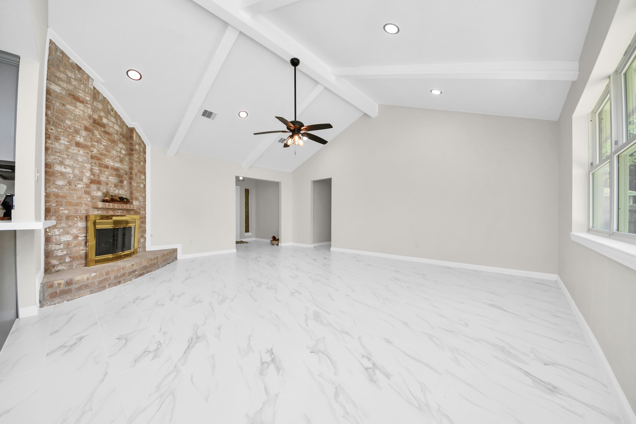 23007 Baneberry Drive Spring, TX 77373 - Photo 8 of 38