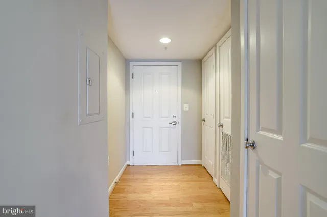 $2,500 | 2220 Fairfax Drive, Unit 601, Arlington, VA 22201