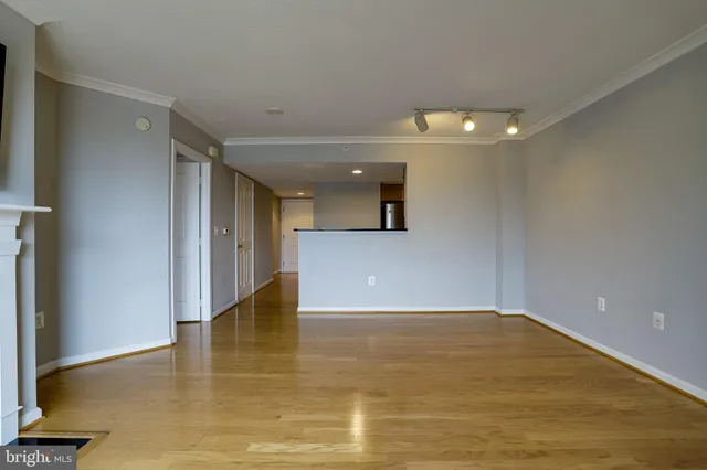 $2,500 | 2220 Fairfax Drive, Unit 601, Arlington, VA 22201