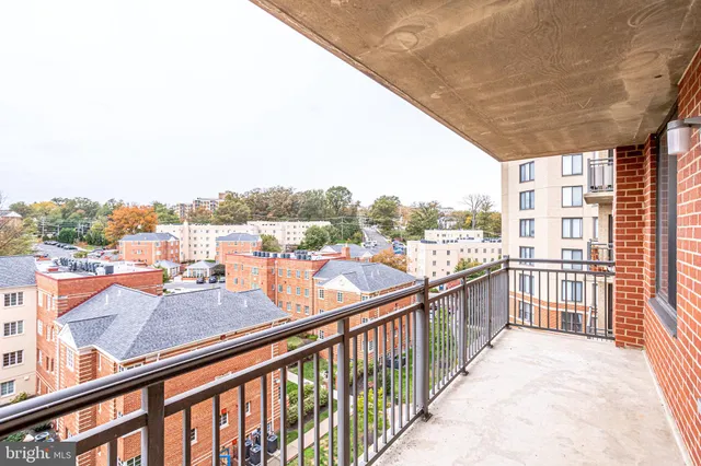 $2,500 | 2220 Fairfax Drive, Unit 601, Arlington, VA 22201