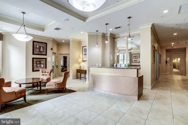 $2,500 | 2220 Fairfax Drive, Unit 601, Arlington, VA 22201