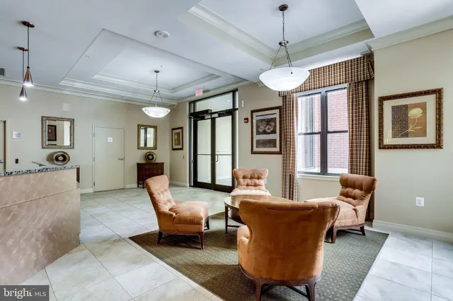 $2,500 | 2220 Fairfax Drive, Unit 601, Arlington, VA 22201