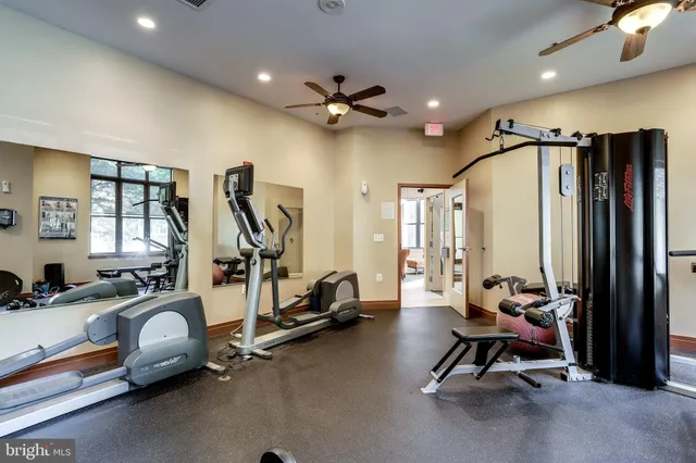 $2,500 | 2220 Fairfax Drive, Unit 601, Arlington, VA 22201