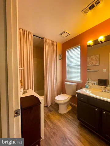 $394,900 | 10204 Crested Iris Drive, Montgomery Village, MD 20886