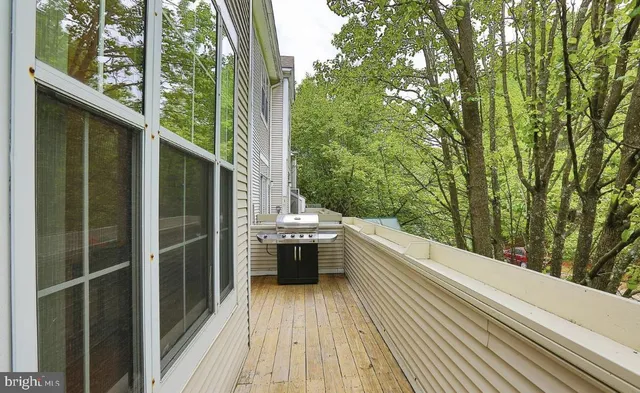 $394,900 | 10204 Crested Iris Drive, Montgomery Village, MD 20886