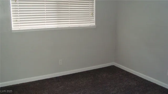 $2,400 | 5712 Stacey Avenue, Las Vegas, NV 89108
