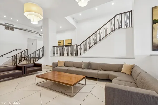 $3,000 | 758 North Larrabee Street, Unit 312, Chicago, IL 60654