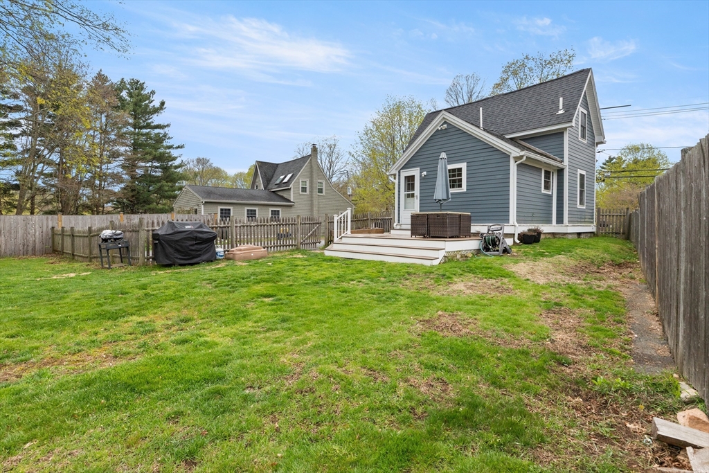 229 Highland Street Hamilton, MA 01982 - Photo 24 of 35