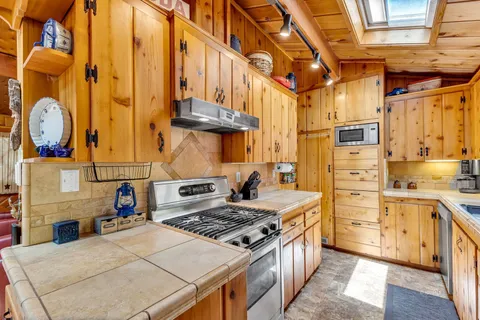 $545,000 | 25060 Fern Valley Road, Idyllwild, CA 92549