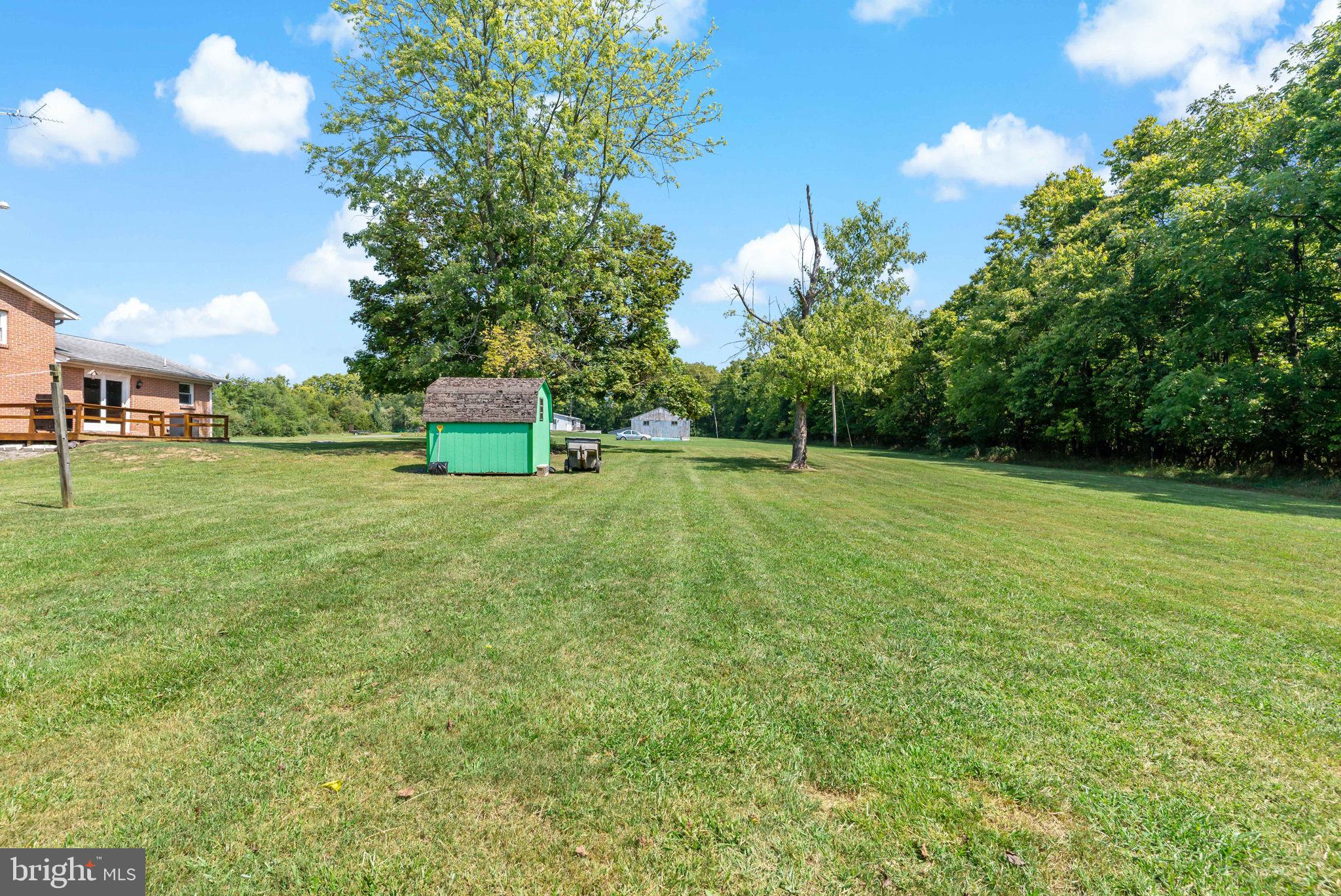 432 Regency Drive Falling Waters, WV 25419 - Photo 16 of 40
