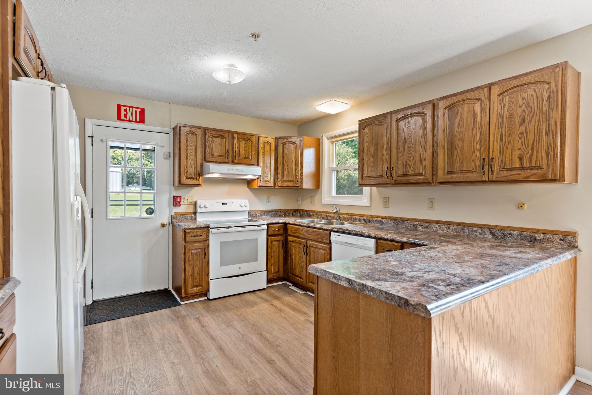 432 Regency Drive Falling Waters, WV 25419 - Photo 21 of 40