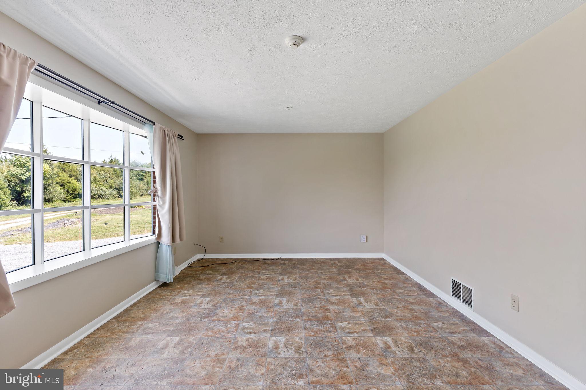 432 Regency Drive Falling Waters, WV 25419 - Photo 24 of 40